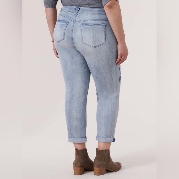 Democracy Ab"solution Embroidered Girlfriend Jeans Size 20W - Picture 2 of 14